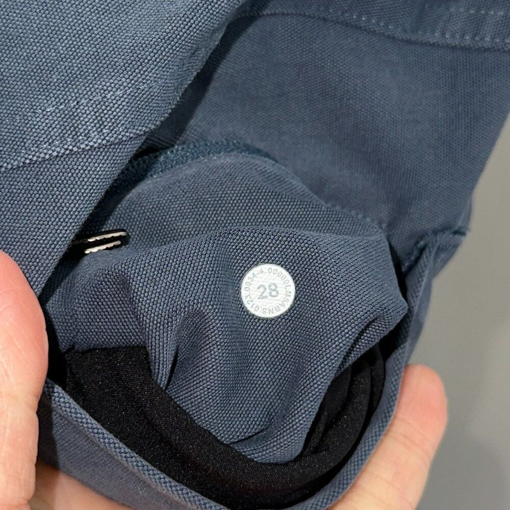 Lululemon ABC Slim Fit Pants Men 28x31 Utilitech Blue Casual Work Golf Trousers - Picture 3 of 5